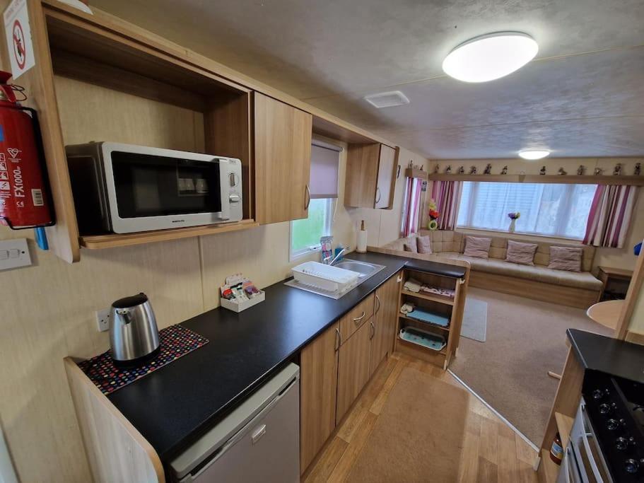 Homely 3 Bed Van @ Weymouth Bay Extérieur photo